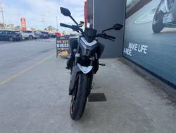 2025 CFMOTO 450 NK White
