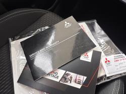 2024 Mitsubishi Outlander ES