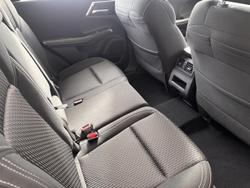 2024 Mitsubishi Outlander ES