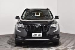2024 Mahindra XUV700 AX7L Black Edition