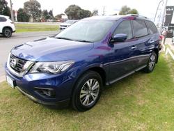 2019 Nissan Pathfinder ST+