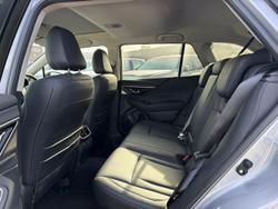 2025 Subaru Outback AWD Touring XT