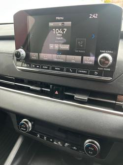 2023 Mitsubishi Outlander ES