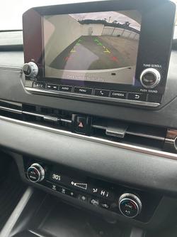 2023 Mitsubishi Outlander ES