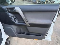 2009 TOYOTA LANDCRUISER PRADO GXL (4x4)