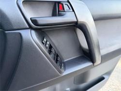 2009 TOYOTA LANDCRUISER PRADO GXL (4x4)