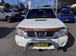 2009 Nissan Navara ST-R