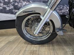 2009 Yamaha XVS650A V-STAR CLASSIC SILVER