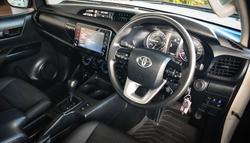 2023 Toyota Hilux SR