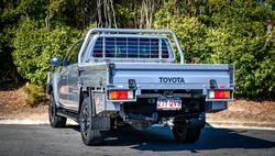 2021 Toyota Hilux SR5