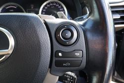 2016 Lexus IS 300h Luxury