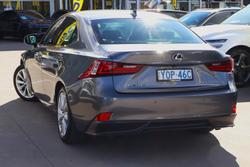 2016 Lexus IS 300h Luxury