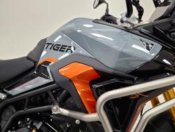 2027 Triumph TIGER 900 RALLY DESERT grey