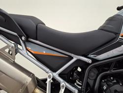 2027 Triumph TIGER 900 RALLY DESERT grey