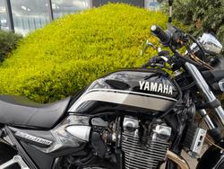 2013 Yamaha XJR1300 Black