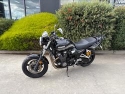 2013 Yamaha XJR1300 Black