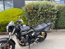 2013 Yamaha XJR1300 Black