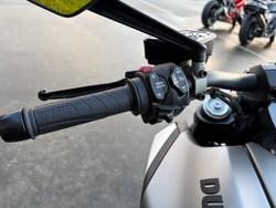 2019 DUCATI DIAVEL 1260 (SANDSTONE GREY) Grey