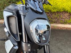 2019 DUCATI DIAVEL 1260 (SANDSTONE GREY) Grey