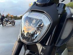 2019 DUCATI DIAVEL 1260 (SANDSTONE GREY) Grey