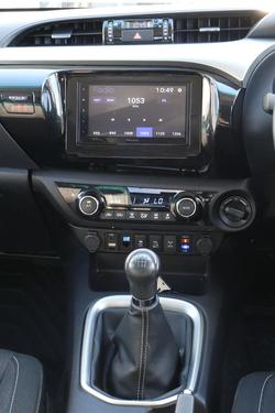 2018 Toyota Hilux SR5