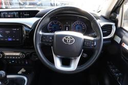 2018 Toyota Hilux SR5