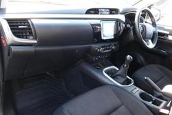 2018 Toyota Hilux SR5