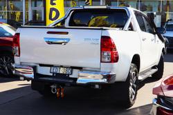 2018 Toyota Hilux SR5