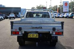 2022 Toyota Hilux SR
