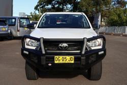 2022 Toyota Hilux SR