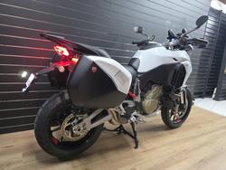 2022 DUCATI MULTISTRADA V4 S SPORT White