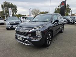 2025 Mitsubishi Outlander LS