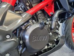 2026 BMW Motorrad G 310 R RACINGBLUE METALLIC