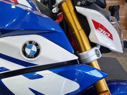2026 BMW Motorrad G 310 R RACINGBLUE METALLIC