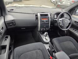 2011 Nissan X-TRAIL ST