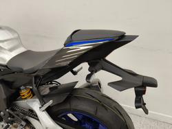 2025 YAMAHA YZF-R1 M Black