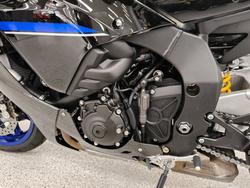 2025 YAMAHA YZF-R1 M Black