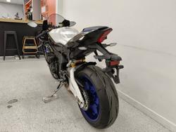 2025 YAMAHA YZF-R1 M Black