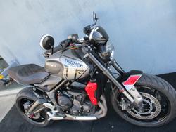 2022 Triumph TRIDENT 660 SILVER