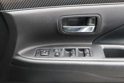 2020 Mitsubishi Outlander Black Edition