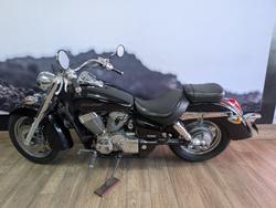 2014 Yamaha XVS650 V-STAR CUSTOM Black