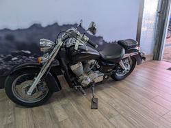 2014 Yamaha XVS650 V-STAR CUSTOM Black