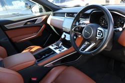 2021 Jaguar F-PACE P250 R-Dynamic SE