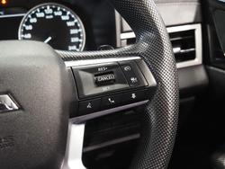 2024 Mitsubishi Outlander ES