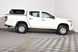 2021 Mitsubishi Triton GLX