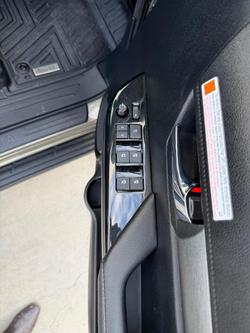 2023 Toyota Hilux Rogue