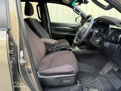 2023 Toyota Hilux Rogue