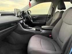 2023 Toyota RAV4 GXL