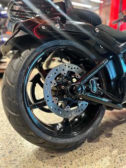 2016 Harley-Davidson CVO Pro Street Breakout (FXSE) CVO Black