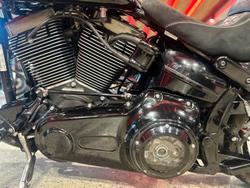 2016 Harley-Davidson CVO Pro Street Breakout (FXSE) CVO Black